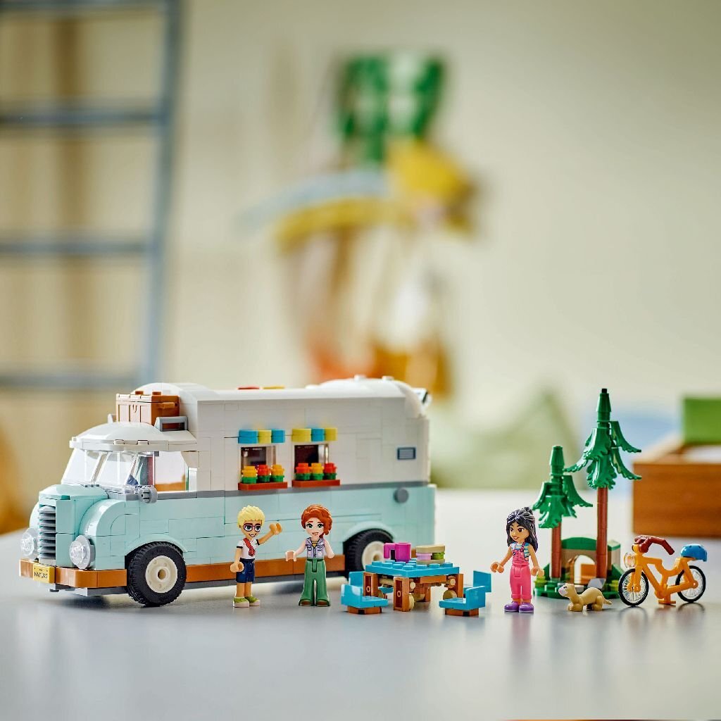 LEGO Friends 42663 Camper Adventure avec des amis