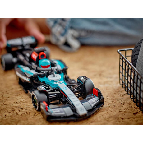 Lego Speed Champions 77244 La voiture de course Mercedes-AMG F1 W15