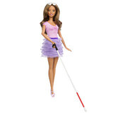Poupée Barbie fashionista avec robe violette