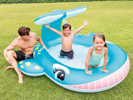 Piscina de ballenas Intex con rociador de agua