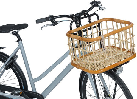 Basil Green Life Rattan Bicycle Basket Stor Vooropnatural Brown