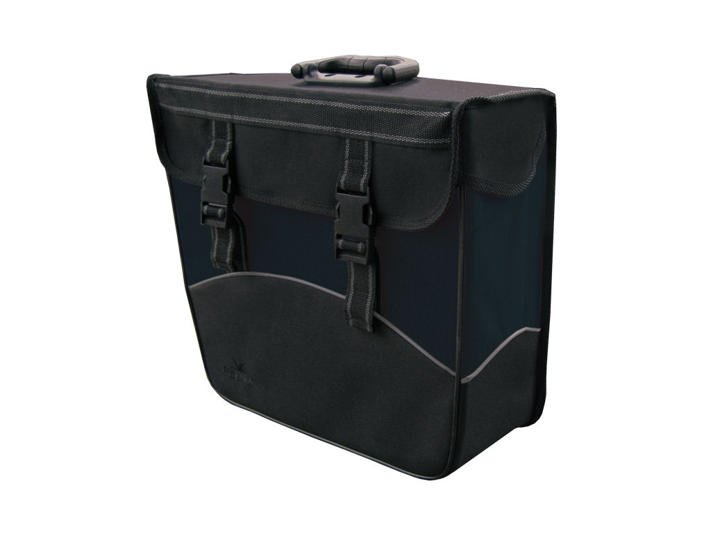 Greenlands single bag black, right. Dimensions 37x33x14 cm, capacity 20 litre