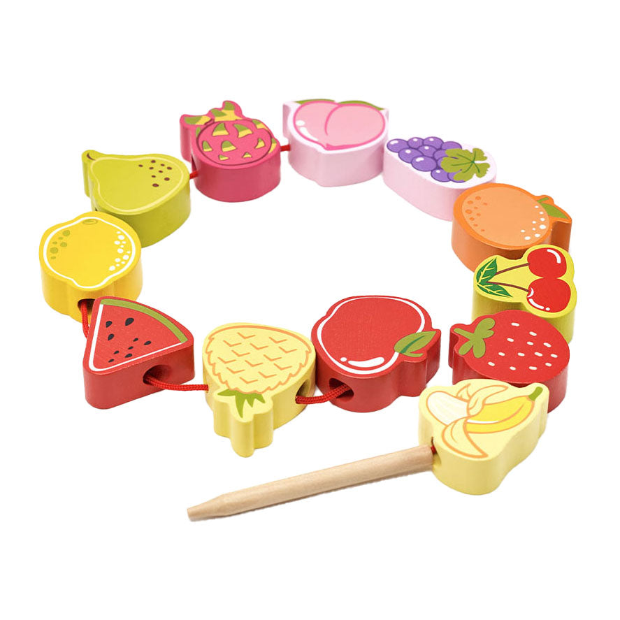 Perles à enfiler en bois Classic World, fruits, 13 pcs.