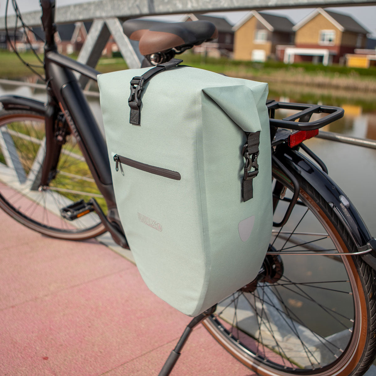 Sacoche de vélo Lynx simple TPU 28L vert menthe étanche e-bike Hayes