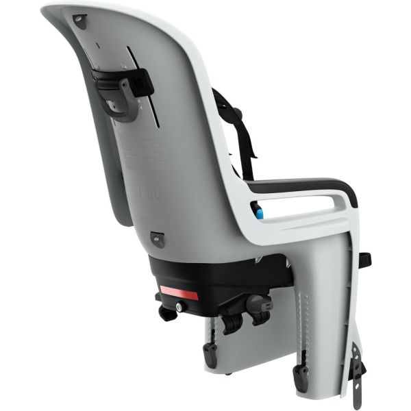 Siège enfant Thule Ridealong 2 . M. les sièges enfants montent sur 2 supports de support