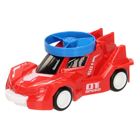 Voiture avec hélice de tir