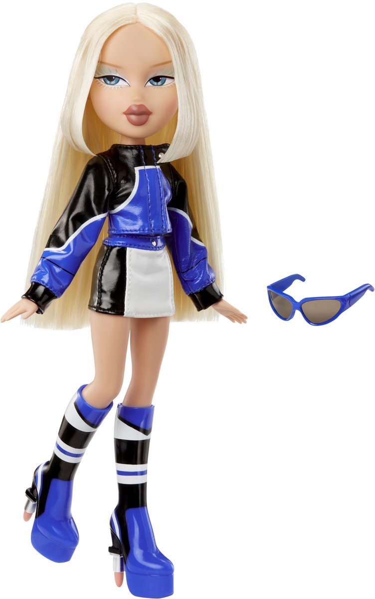 Bratz mga entertainment fashion doll cloe - tenue de course de poupée de mode.
