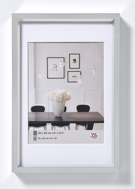 Style Walther en acier - cadre en plastique - format photo 20x30 cm - argent