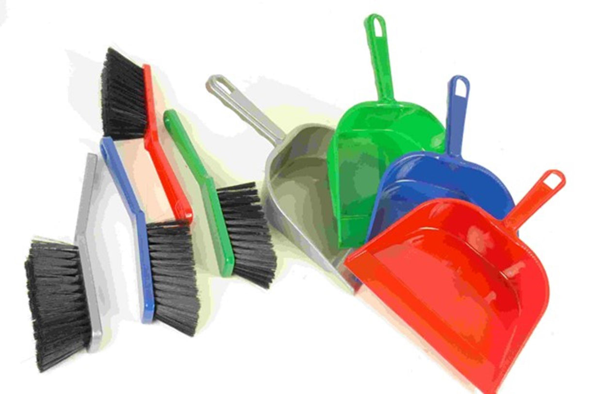 Pelle et pelle à poussière en plastique propres à vie