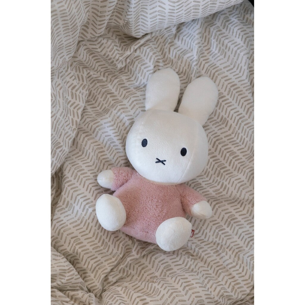 Miffy Fluffy Hug 35 cm rose