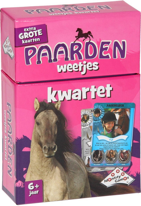 Quatuor de jeux d'identité sur les chevaux
