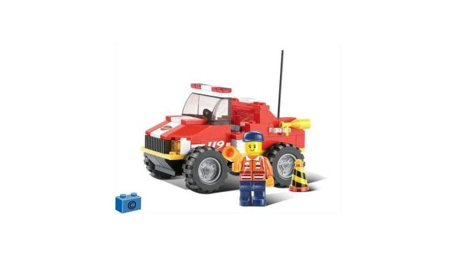 Sluban alarme incendie m38-b0217 pompiers jeep 118 pièces