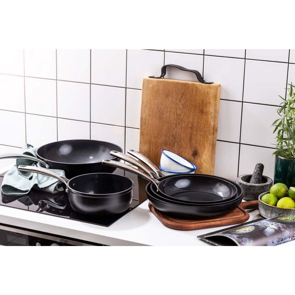 Poêle à frire en céramique BK supérieure 24 cm noire