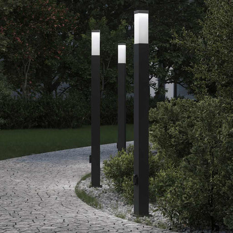 Vidaxx borne d'éclairage avec prise 3 pièces 110 cm noir IP44