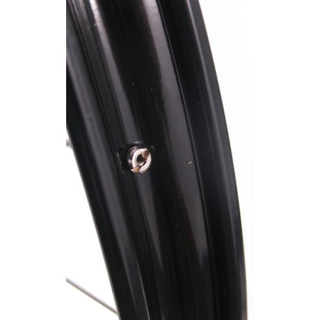 Roue avant 28 x 1 1 2 moyeu chromé de jante en aluminium noir