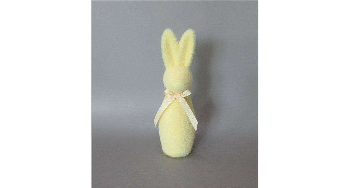 Rabbit flock 7x7x22h yellow