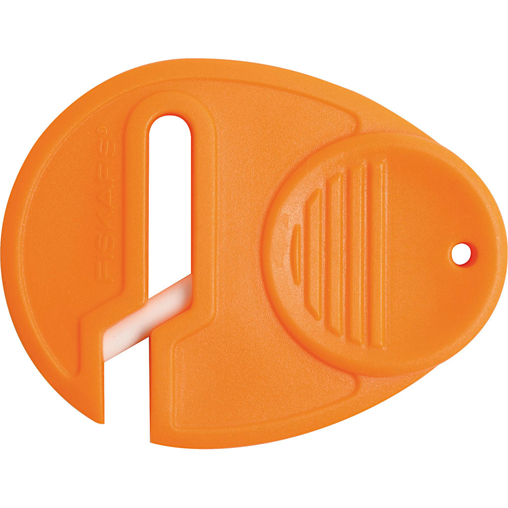 Https : www.cchobby.nl fiskars-scissor-sharpener-1-piece-9854