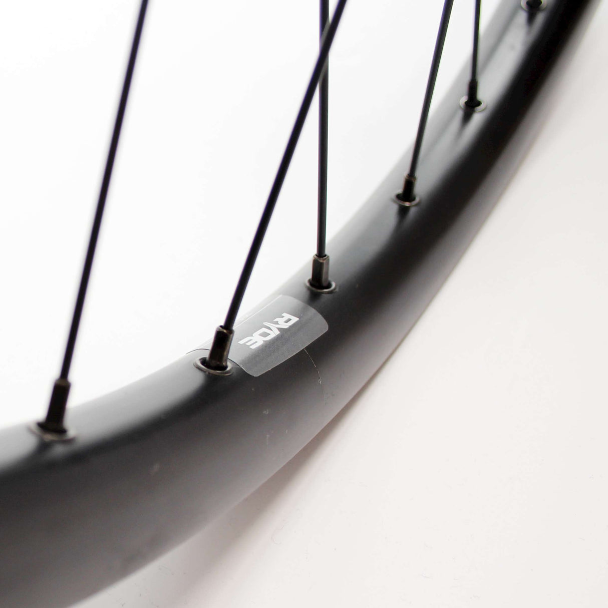 Roue arrière Roland 28 sa a2k 2 vitesses rival26 spk acier inoxydable noir