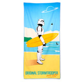 La serviette de plage en microfibre originale Stormtrooper Surf Day