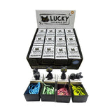 Lucky le charm chat noir en boîte