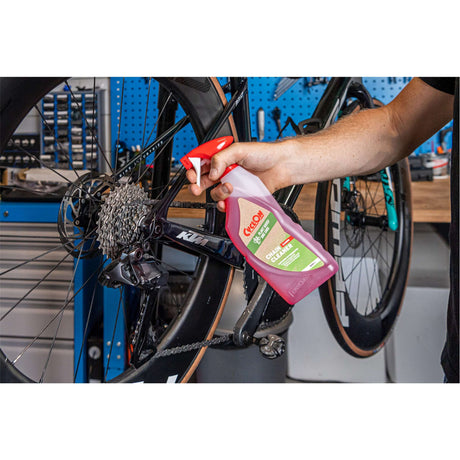 Sproeifles à base de plante à chaîne de cyclon 500 ml