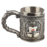 Gobelet décoratif de chevalier médiéval