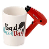 Slogan de sèche-cheveux - tasse en céramique à poignée en forme