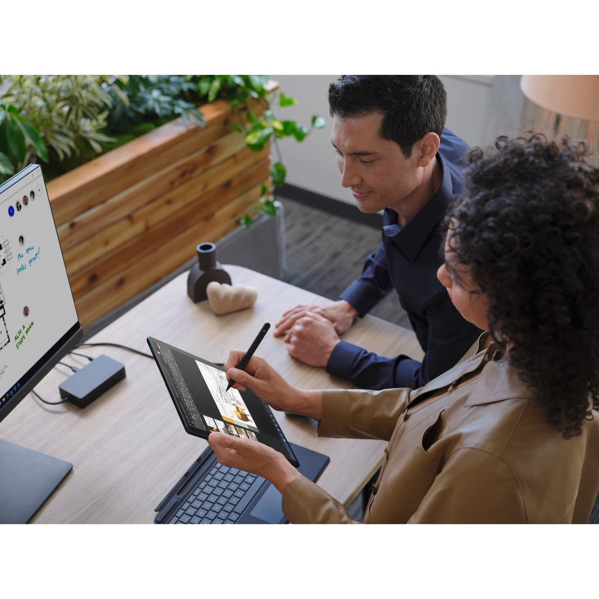 Clavier de signature Microsoft Surface avec empreinte digitale