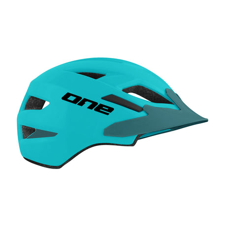 Un casque F.L.Y. S M (52-56) Blue LightBlue