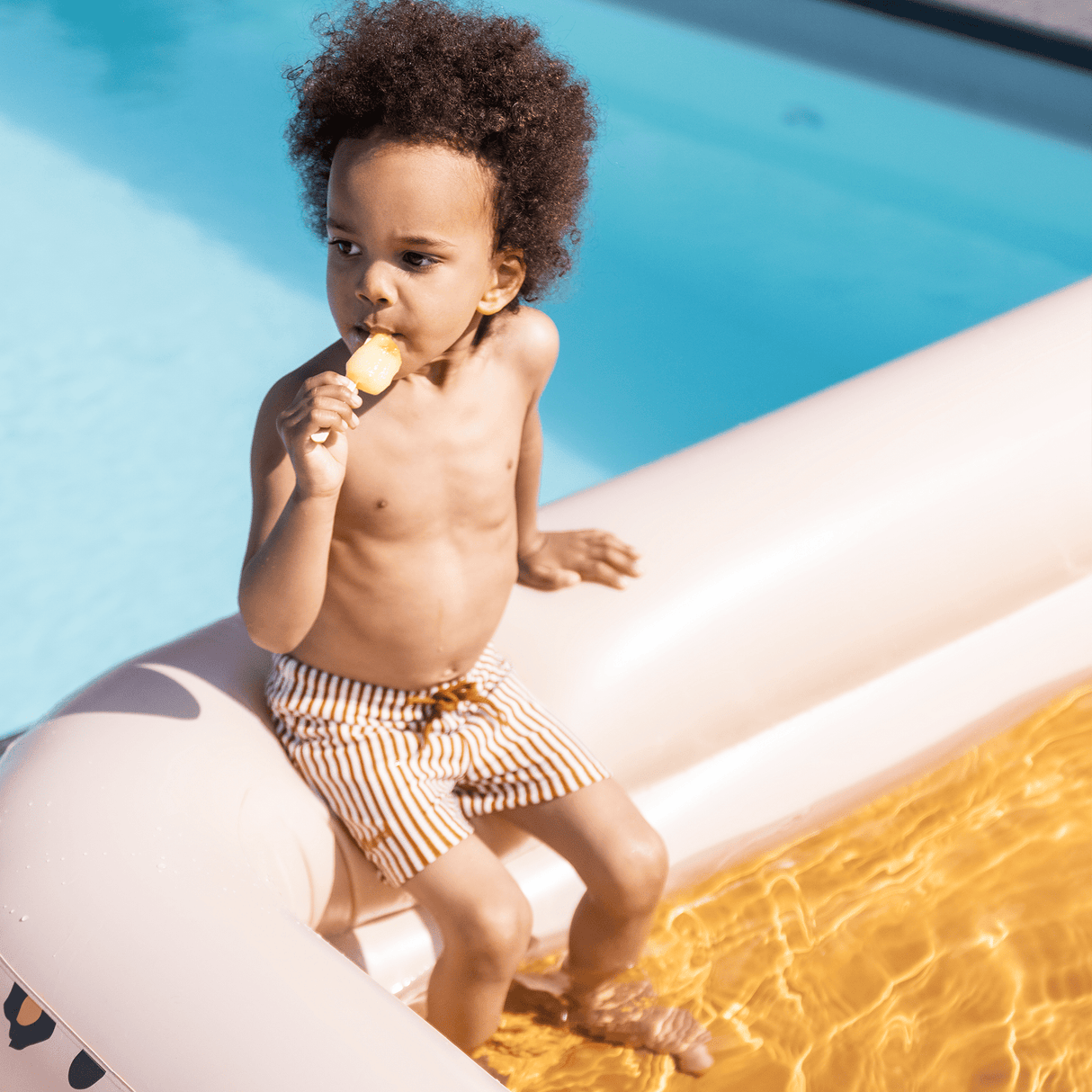 Safari chic | piscine gonflable beige 211 x 132 x 46 cm
