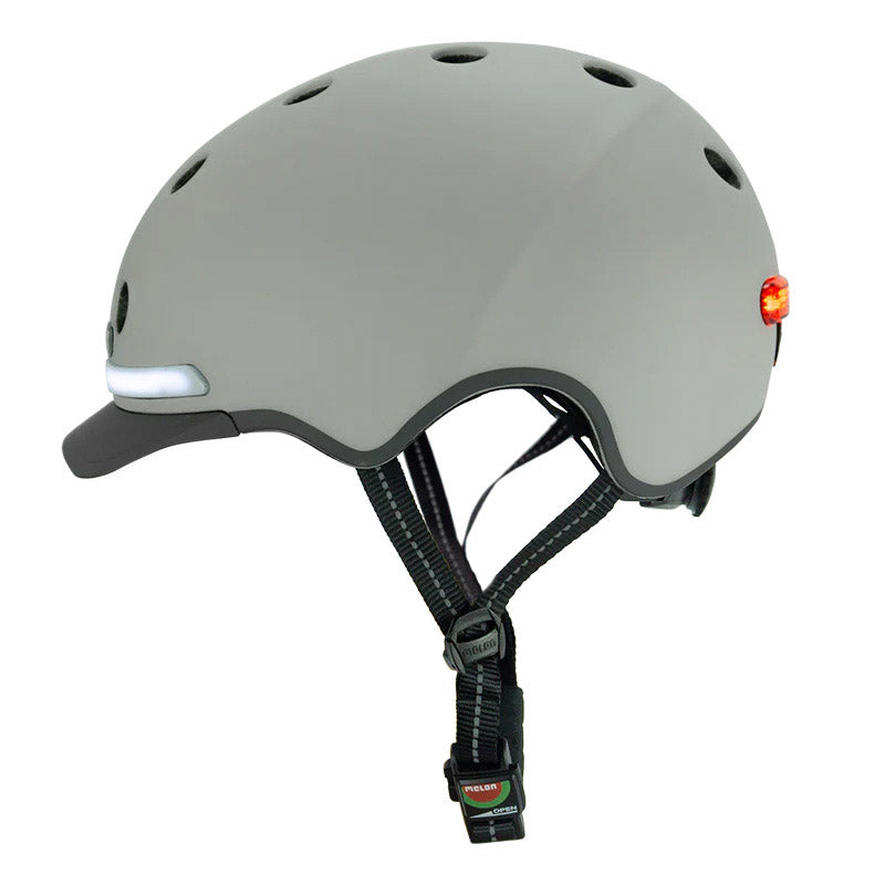 Casque de melon avec l'éclairage E-Series Metropolis M-L