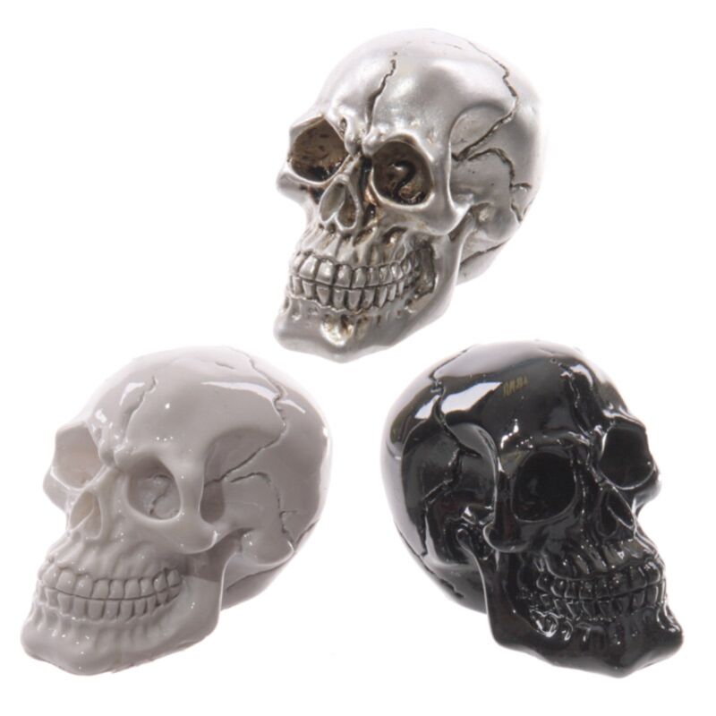 Petit accessoire de maison en forme de crâne horrible