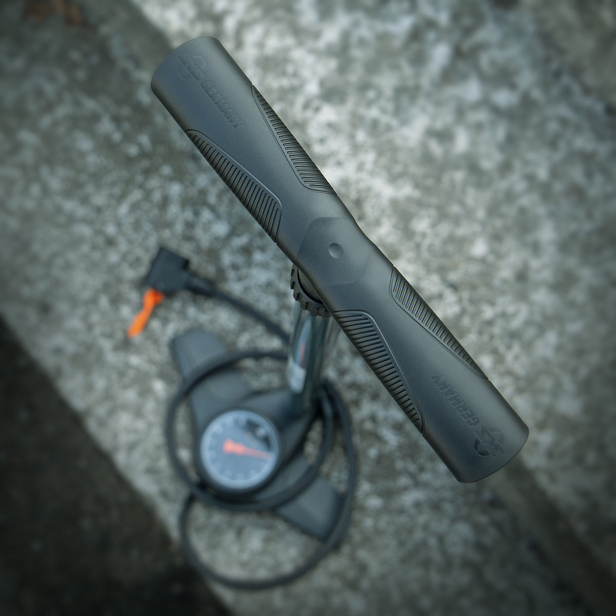 Pompe à pied Sks airlite multivalve 10bar noir orange