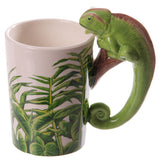 Mug en céramique avec anse en forme de caméléon