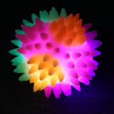 Balle rebondissante pointue avec LED 5,5 cm