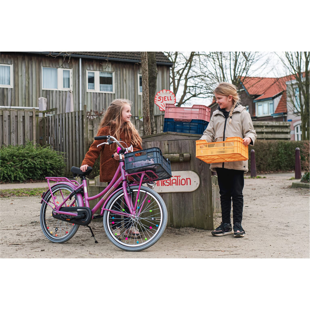 Urban Proof Bicycle Crate Helsingfors plast 11l 40x30x15 cm d. blå