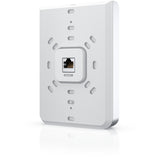 Point d'accès Ubiquiti U6 dans le mur