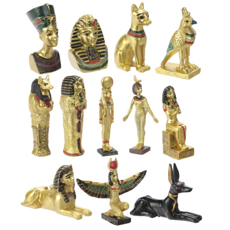 Figurines miniatures de la pyramide égyptienne