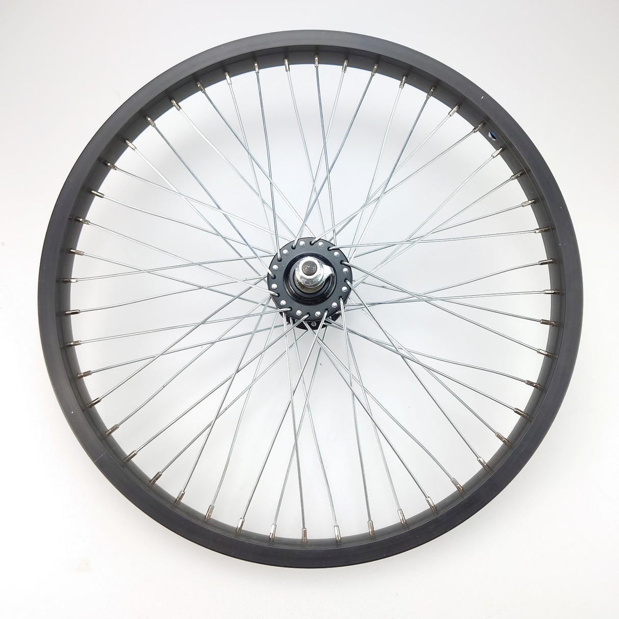 Roue avant 20x1,75 noir libre