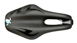 Surf en selle sur l'île Adamo, sport