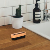 Brosse à ongles amusante pour le bain, poils en bois