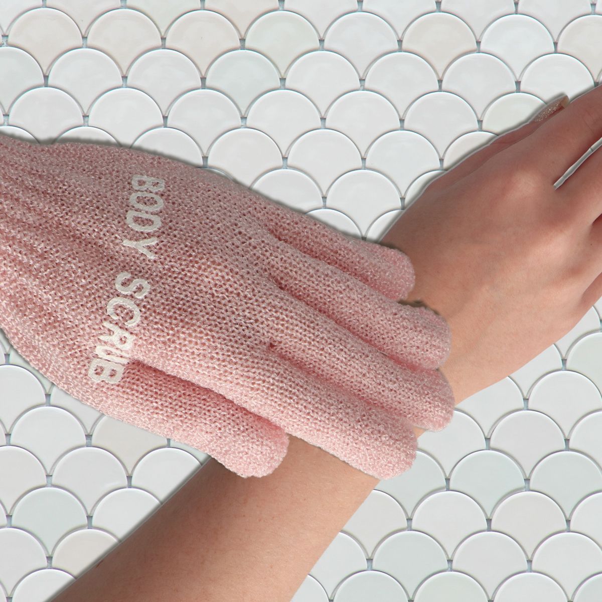 Gant de gommage amusant pour le bain assorti