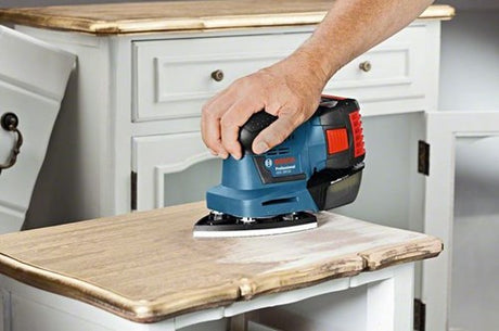 Bosch blue gss 18v-10 ponceuse professionnelle sans fil solo | sans piles ni chargeur | en l-boxx - 06019d0202