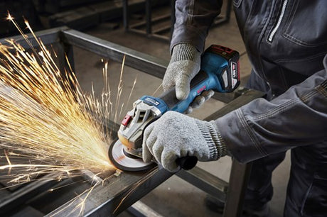 Meuleuse d'angle sans fil Bosch blue gws 18v-8 | comprenant 2x chargeur GBA 18v 4,0 ah gal 18v-40 - 06019n9002