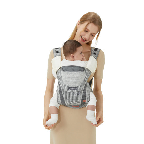 Chipolino Bobby Ergonomic Baby Carrier avec Hood Fly Ebony Black Grey