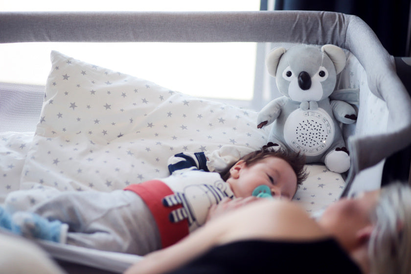 Chipolino en peluche bébé Projecteur Cuddly Unicorn avec lumière musicale