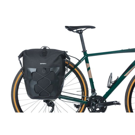 Basil sac unique navigateur étanche l mik 25-31l 14 x 26 x 42 cm - noir
