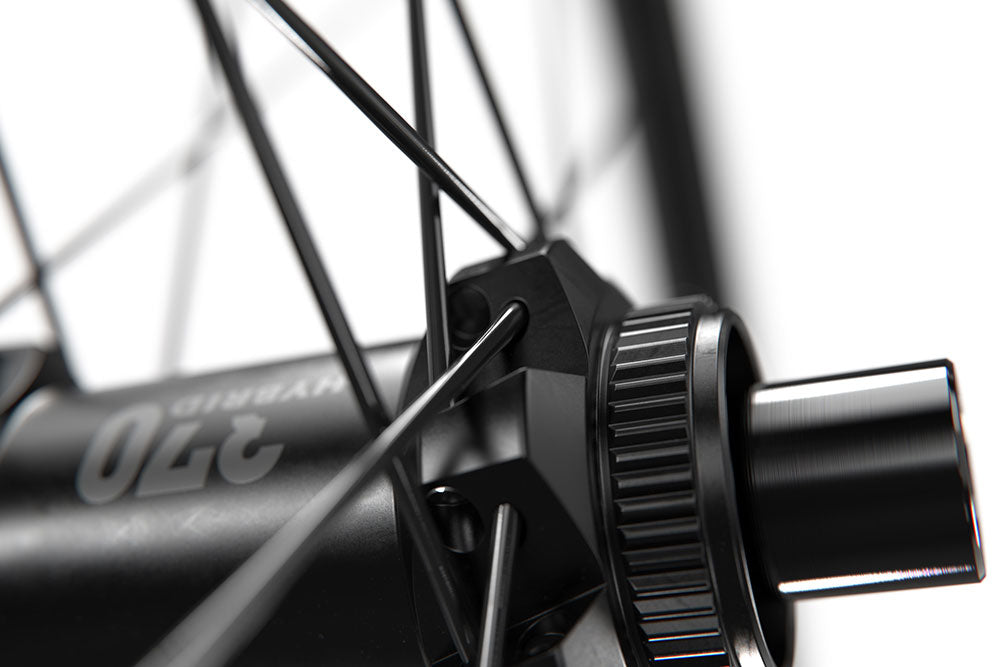 Roue avant Dt swiss hu 1900 spline® 29 25mm cl