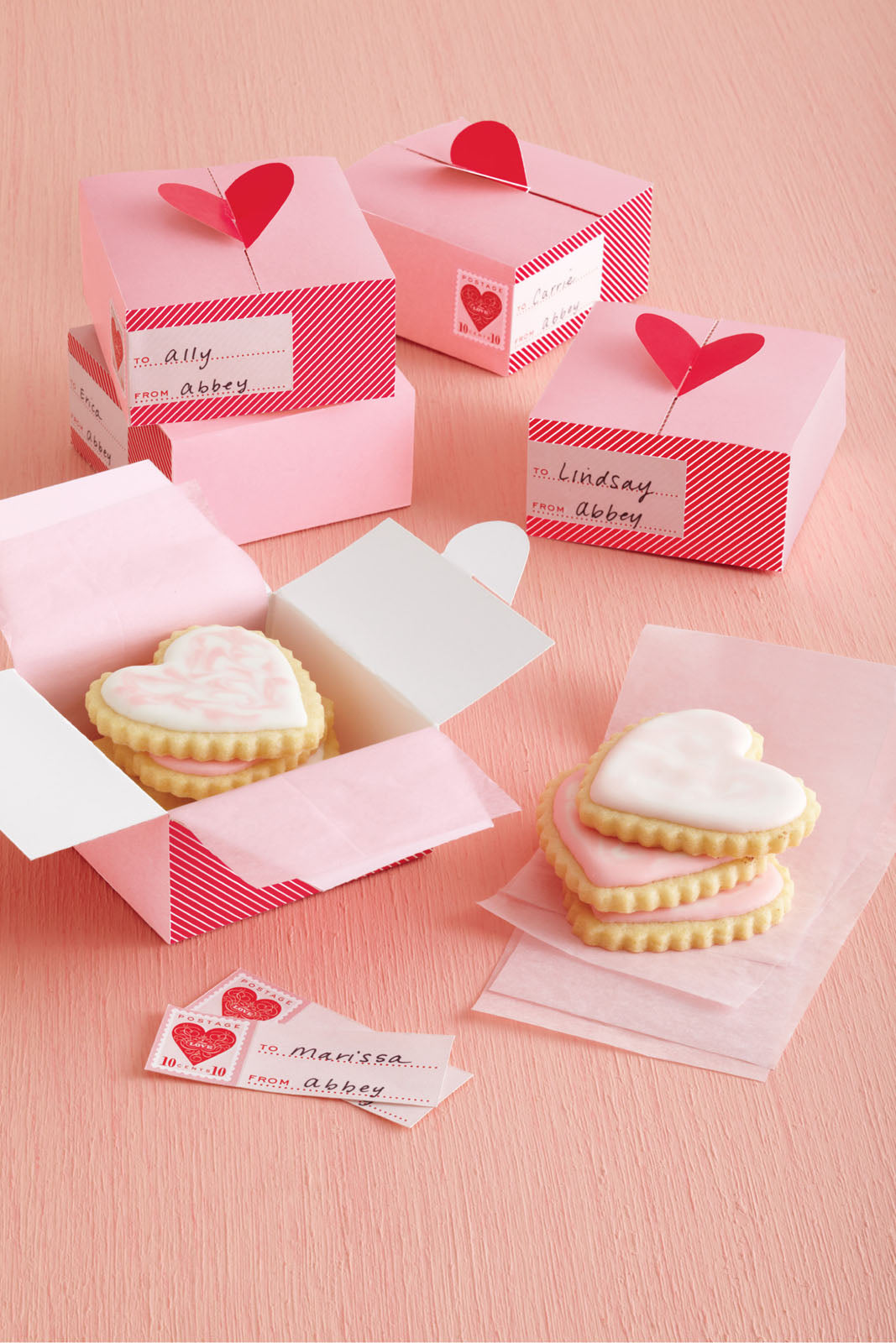 Martha Stewart • boîte de friandises en forme de cœur pour la Saint-Valentin