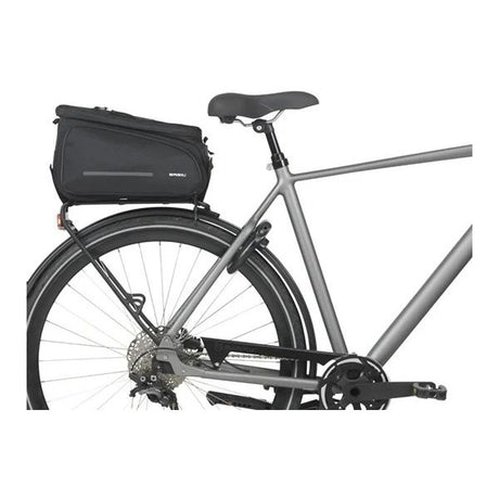 Déplacement du sac de transport de basilic